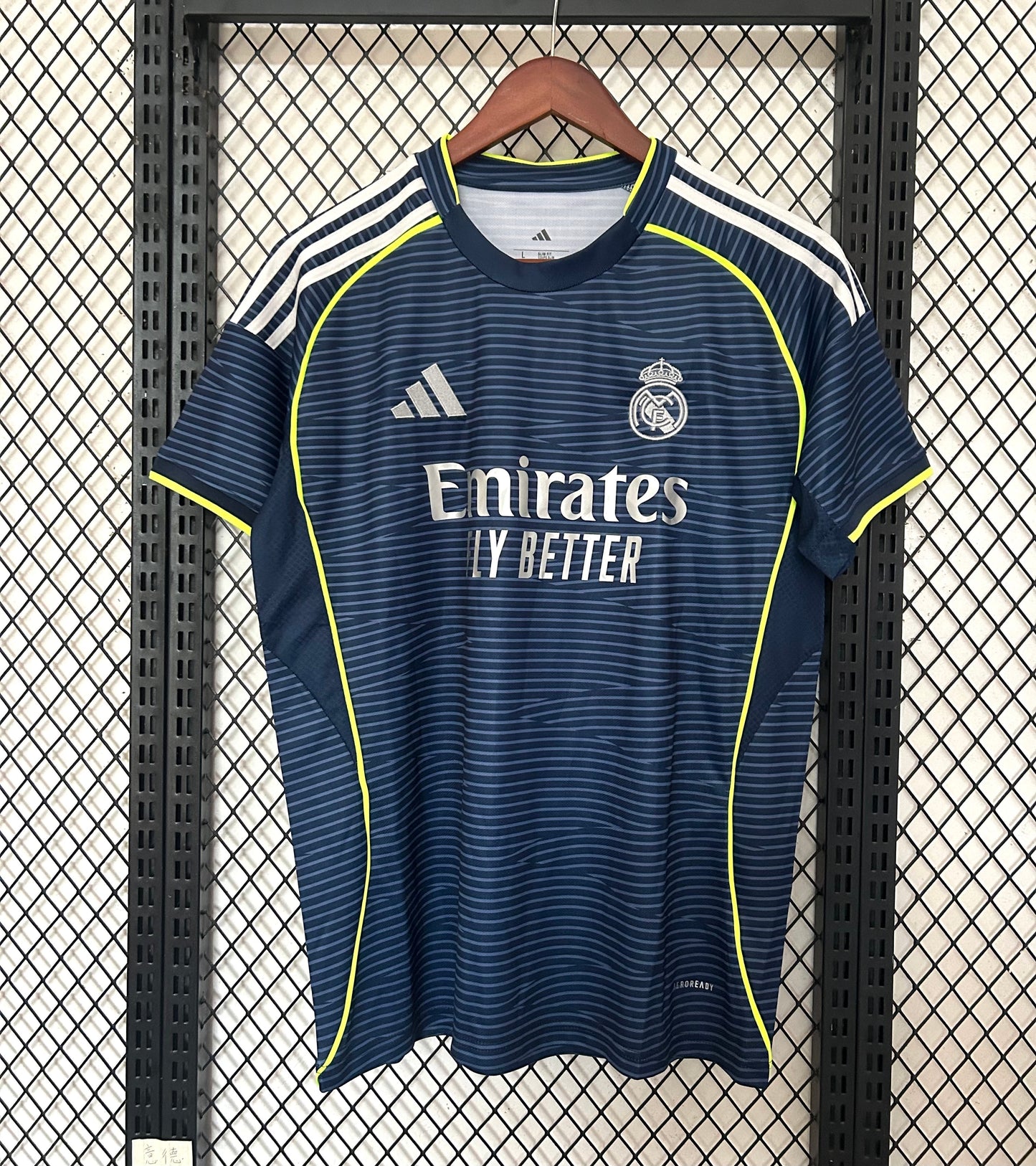 maillot-real-madrid-exterieur-2025-2027 - L